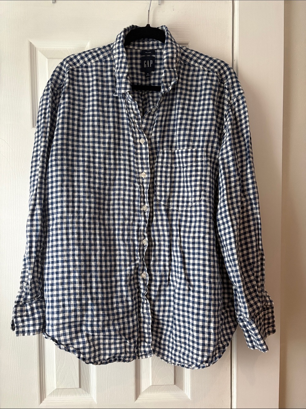 GAP Navy and White Gingham Button-Down Shirt